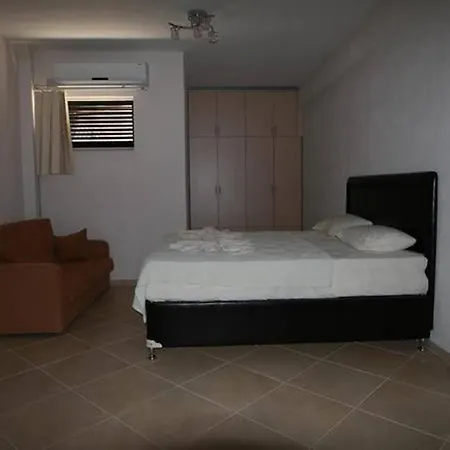 Stone House 4 With 5 Bedroom And Pool Βίλα *